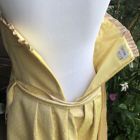 COPY - Kay Unger Gorgeous Pale Yellow Midi Cocktail Dress - Picture 9 of 12